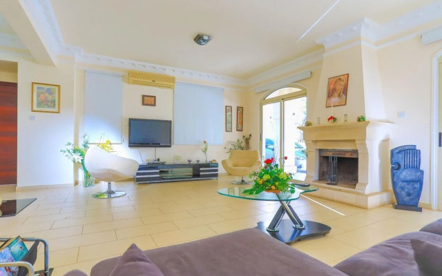 Villa Sapfo in Protaras