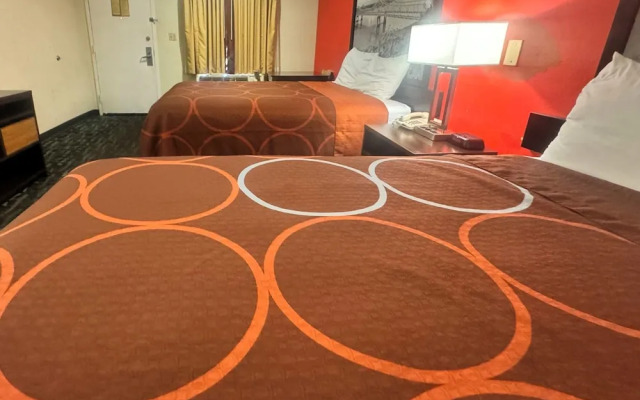 Super 8 By Wyndham Hattiesburg South