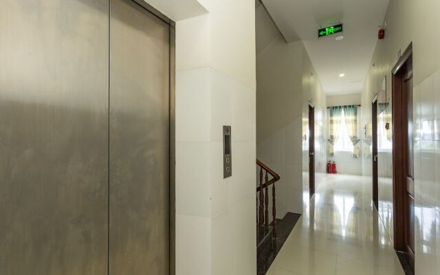 Oyo 324 Little Ha Noi Hotel