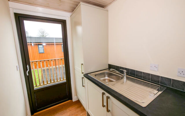 Chalet Loch Leven Lodge