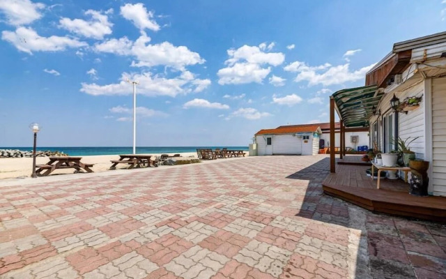 Gangneung Love Pension