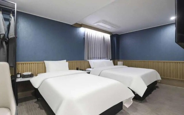 Jecheon No.25 Hotel