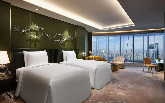J Hotel, Shanghai Tower