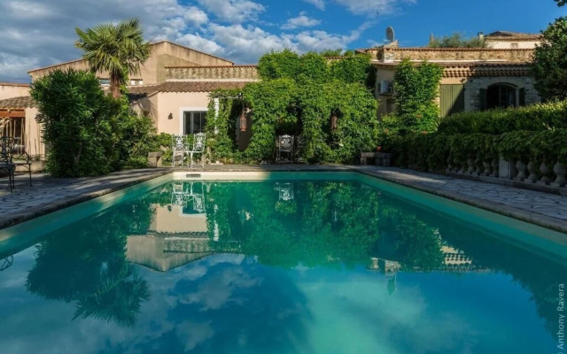 The Rhone Retreat