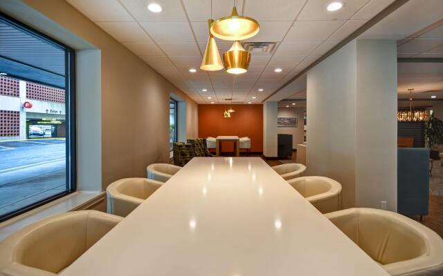 Holiday Inn Lancaster by IHG