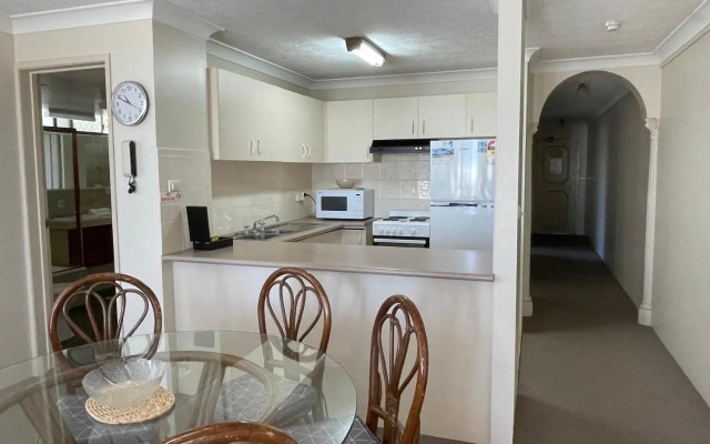 Aries Holiday Apartments