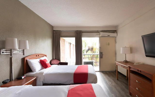 OYO Hotel Sumter SC Downtown