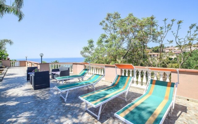 Nice Apartment in Ricdi With Wifi and 2 Bedrooms