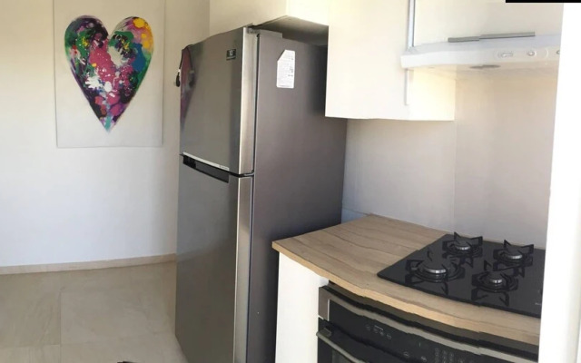 New Fantastic Apartment near Palm Beach