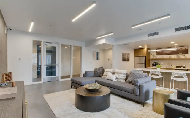 Stay Alfred at The Fowler