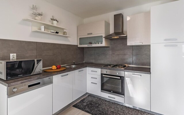 Amazing Home in Skatari With Wifi and 3 Bedrooms