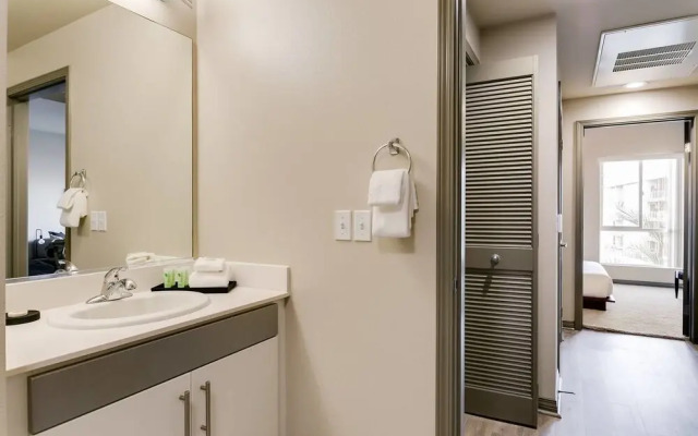 1-Bdrm Retreat Venice Beach Marina Del Rey