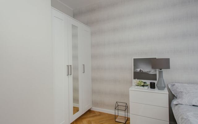 ShortStayPoland Grzybowska B29