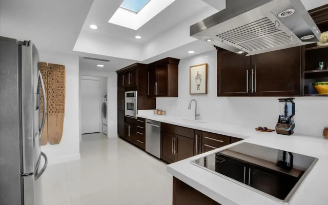 Canyon Palm in Palm Springs