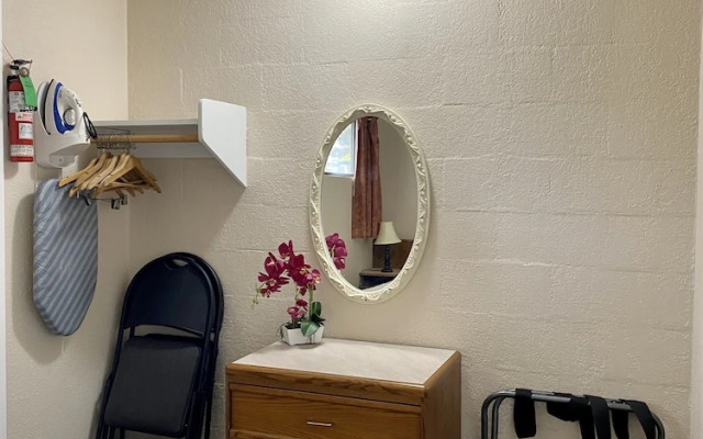 Sea Edge Beachside Hotel