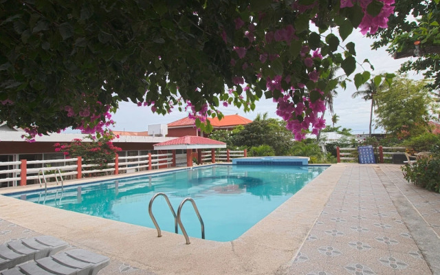 OYO 853 Malapascua Beach And Dive Resort