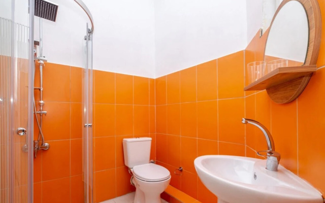 Lovely and Central Flat With Balcony in Cihangir