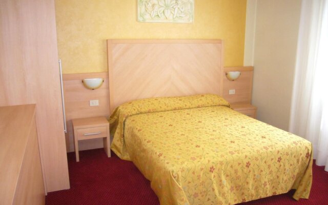 Hotel St. Louis