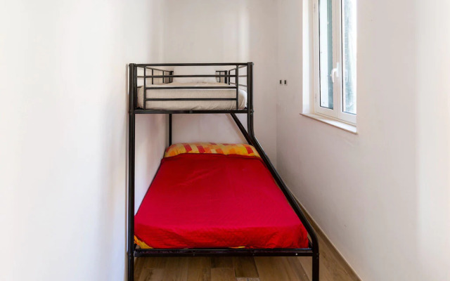Attractive Apartment in Realmonte with Shared Swimming Pool