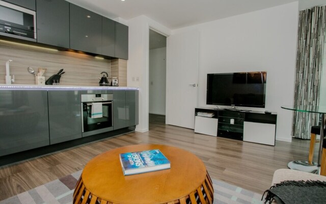 Modern 1 Bedroom Flat in Wandsworth