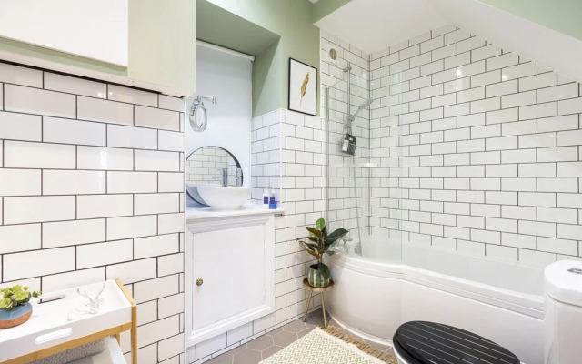 Your Apartment The Little Birdie