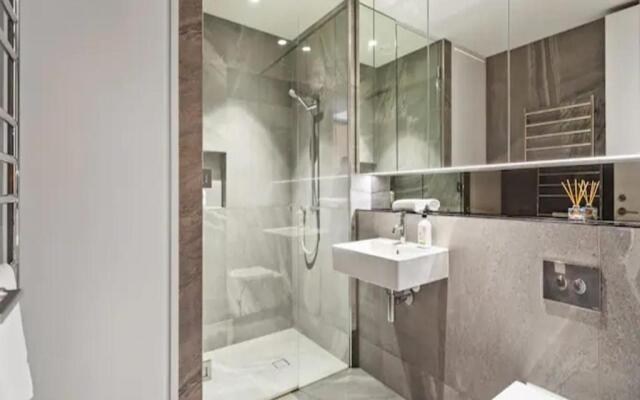 Modern One Bedroom Apartment In Wynyard Quarter