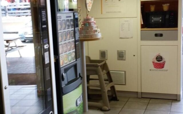 hotelF1 Lyon Isle D'Abeau Ouest St Exupery