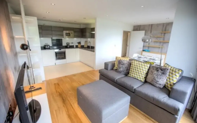 Eson2 - Bonchurch Mansion