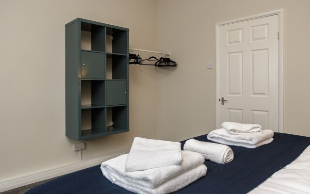Upper Strand Apartment