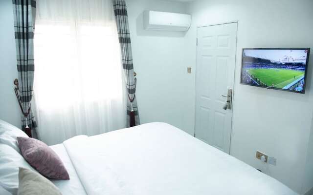 Luxury 3 Bedroom Apartment With Wifi