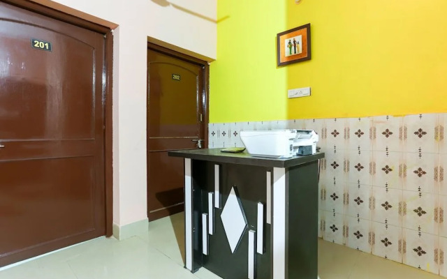 Royal Blues by OYO Rooms