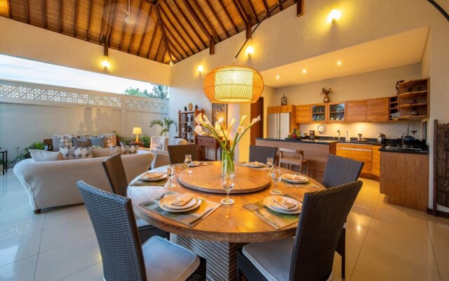 Peaceful Private Villa, 3 BR, Canggu With Staff