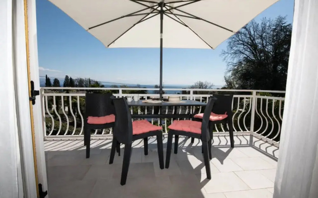 Apartments Mirjana IKA