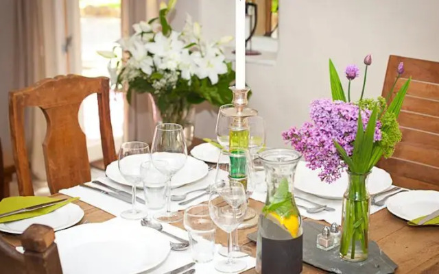 The Three Towers Eco House & Organic Kitchen