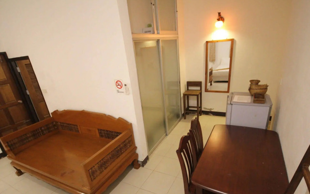 Ashi Hostel