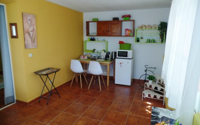 Apartment with One Bedroom in Collado Villalba, with Furnished Garden And Wifi