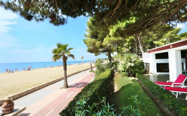 Casa Vista a la Playa Para 8 Personas en Cambrils