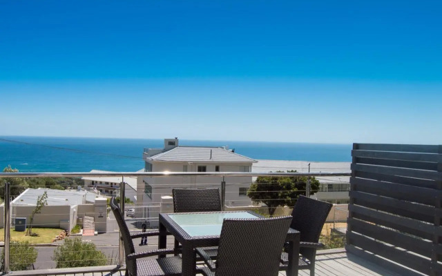 The Crystal Luxury Serviced Apartments