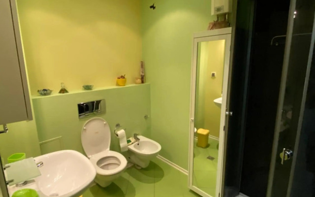 Modern & Central 1BR Apartment with lovely terrace