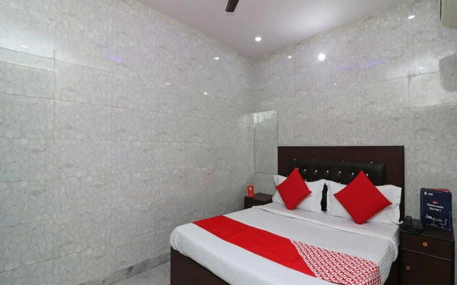 Zaki Hs Near Taj Mahal By OYO Rooms