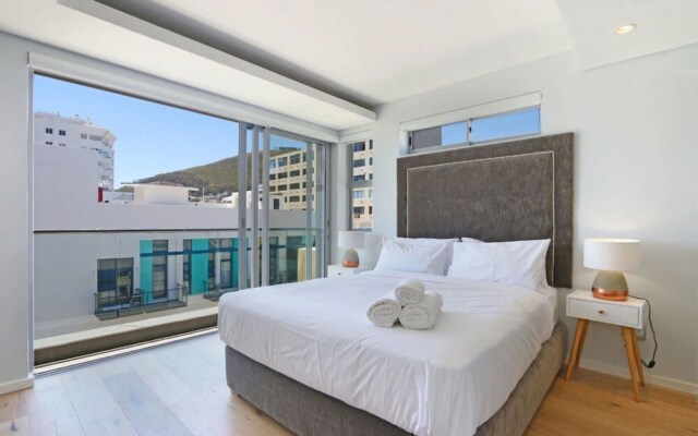 Four on C luxury Suites by Totalstay