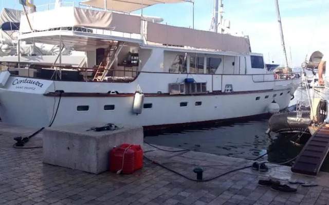 Centaura Yacht Classique