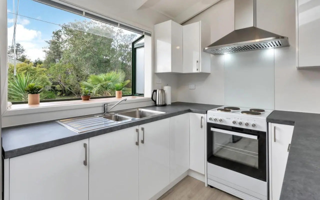 Lofty Te Haumi - Paihia Holiday Home