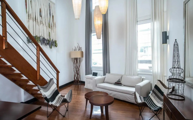 Casa Galos Hotel & Lofts