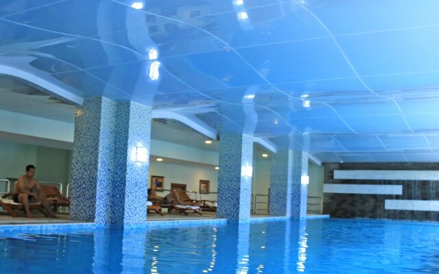 Eastern Palace Hotel