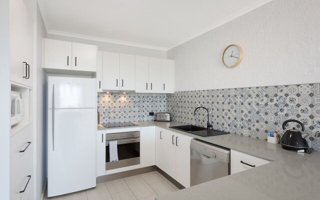 The Palms Apartments