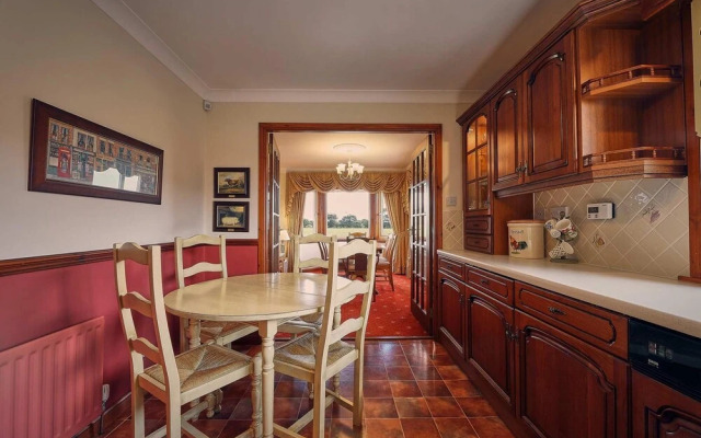 Host Stay Cheviot View