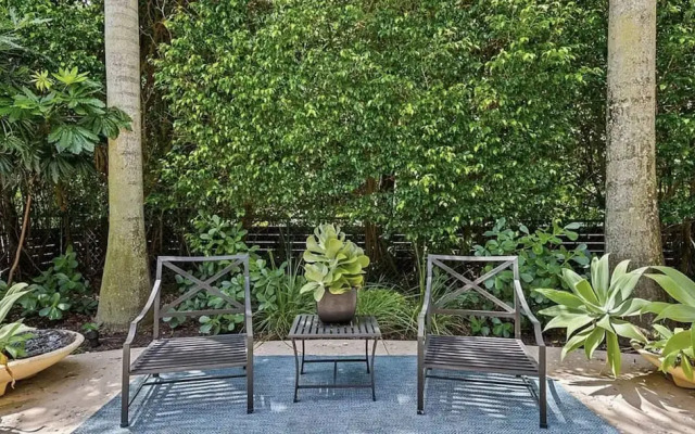 Wilton Manors Stunning Gated Oasis