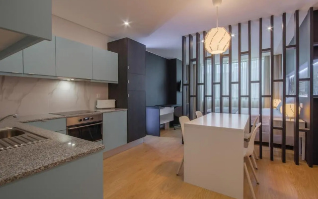 NEW!! Galé 406 Center Apartment (wifi, parking)