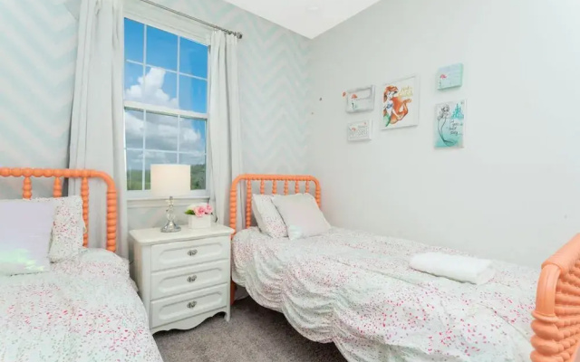 178cd Fantastic 5BD Near to Disney